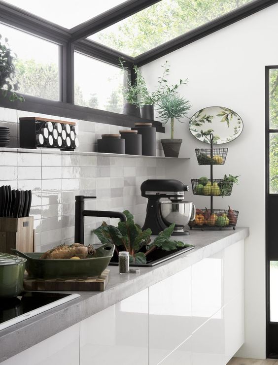 14 Inspirasi Gambar Dapur  dengan Atap  Kaca Transparan Minimalis