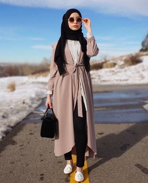 Kacamata pantai wanita hijab