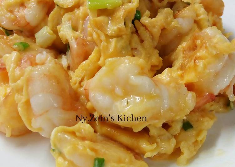 telur goreng udang scrambled egg prawns foto resep utama 1