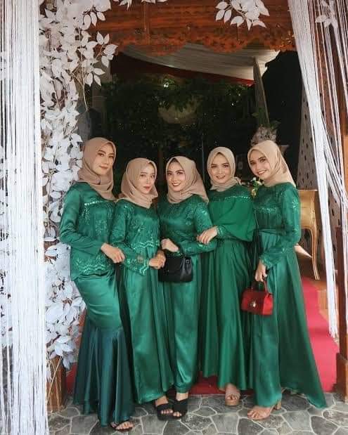 Baju Bridesmaid Hijab Brokat