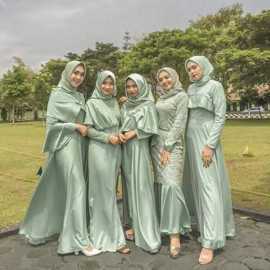 Dress Bridesmaid Hijab Polos0A