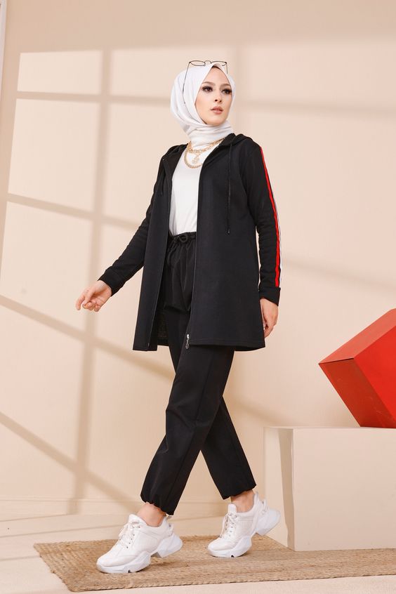 Hindari pemakaian hijab dengan model rumit