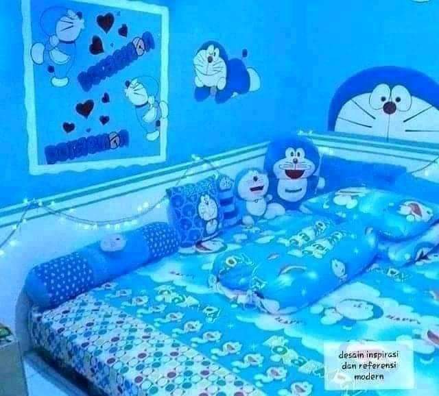 Kamar tidur anak dengan tema Doraemon yang menggem