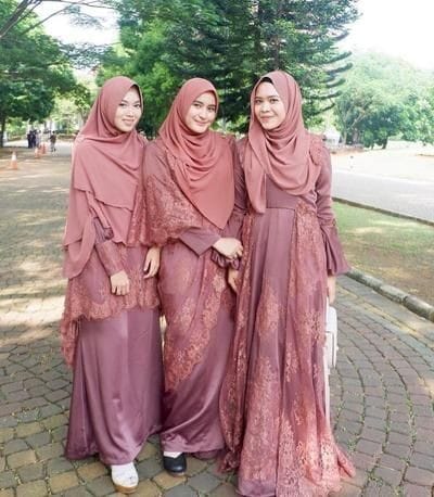 Kebaya Bridesmaid Hijab