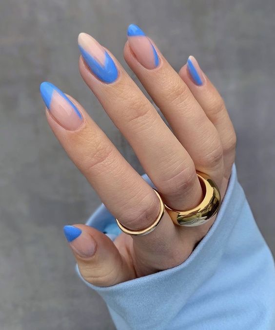 These Pretty Blue Pastel Nails